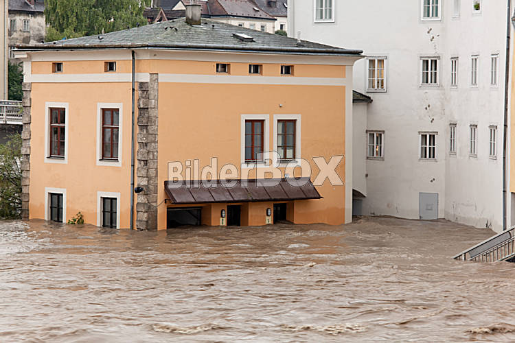 Hochwasser Und Überflutung In Steyr, Österreich - Bilderbox Bildagentur ...